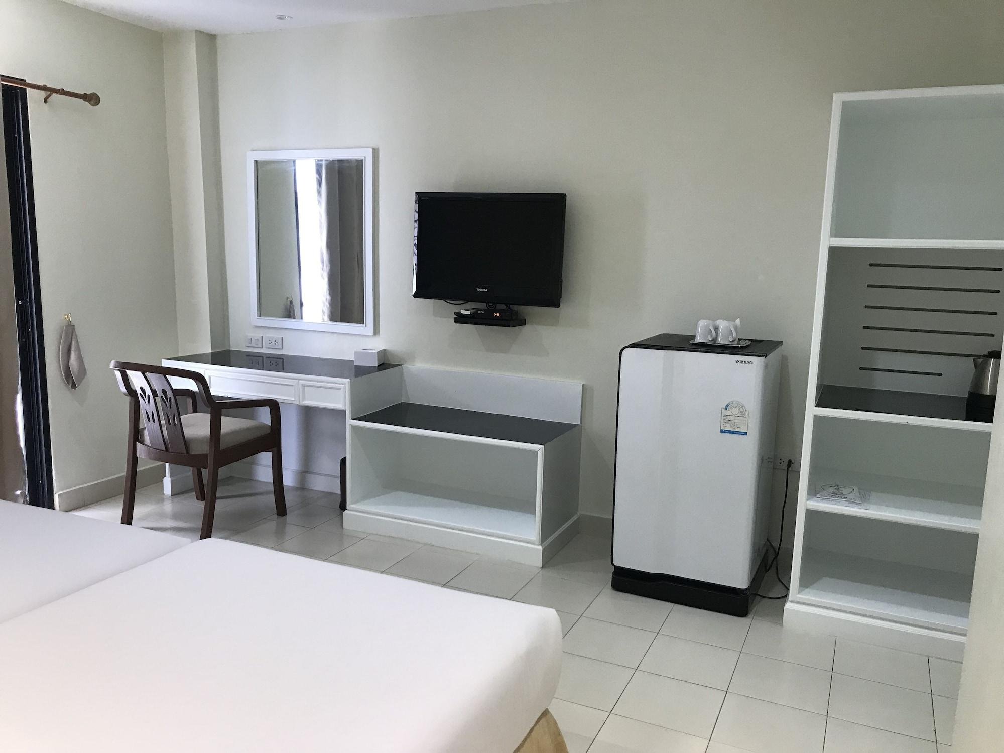 Star 3 Hotel And Residence Rayong Esterno foto