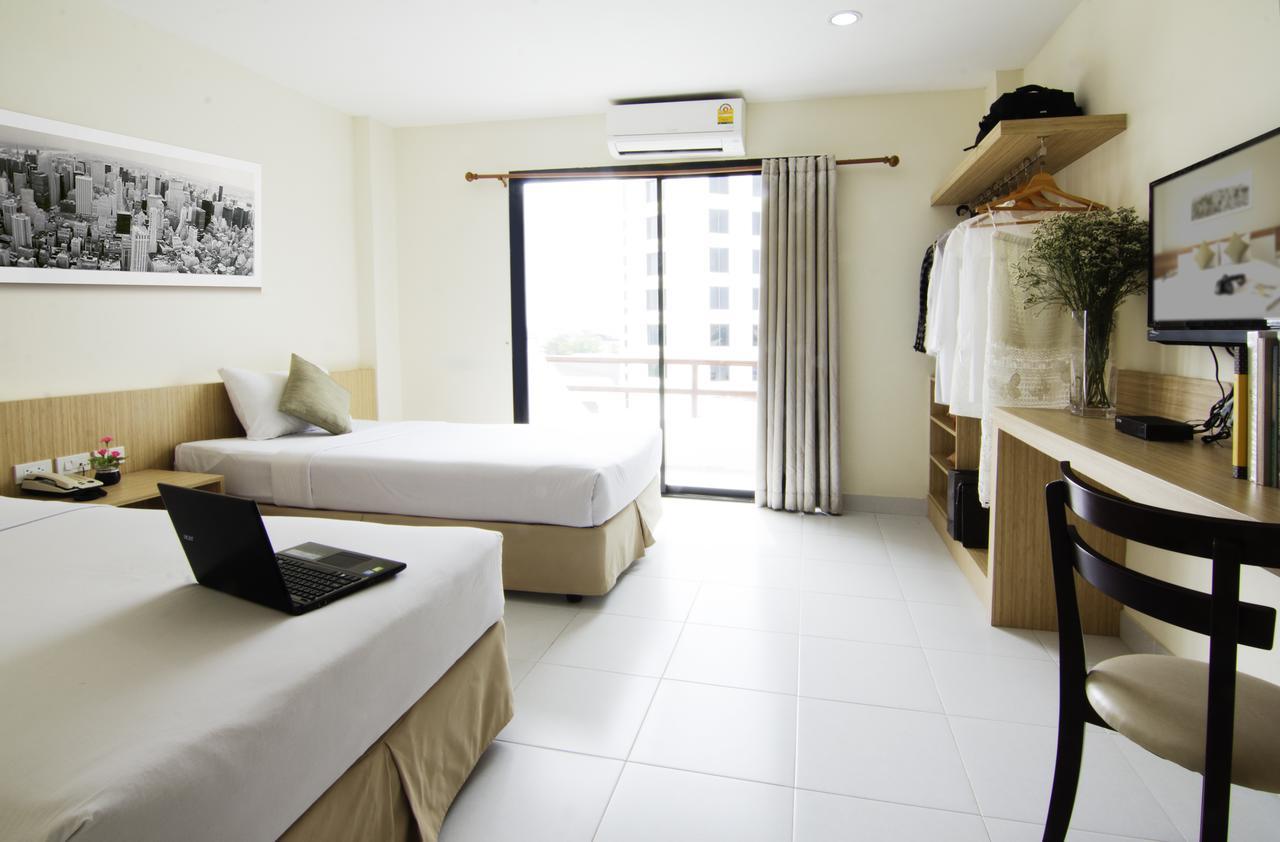 Star 3 Hotel And Residence Rayong Esterno foto