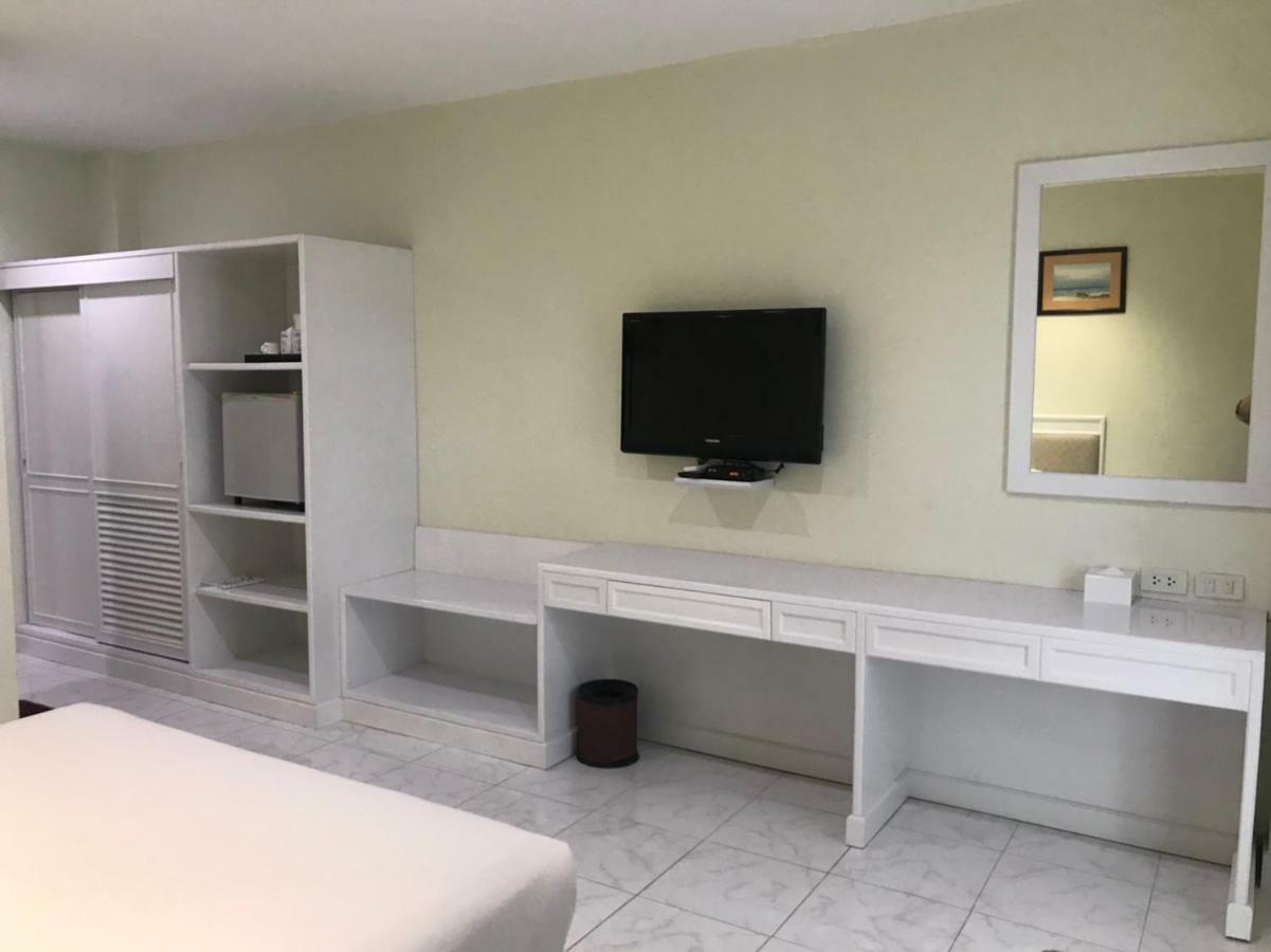 Star 3 Hotel And Residence Rayong Esterno foto