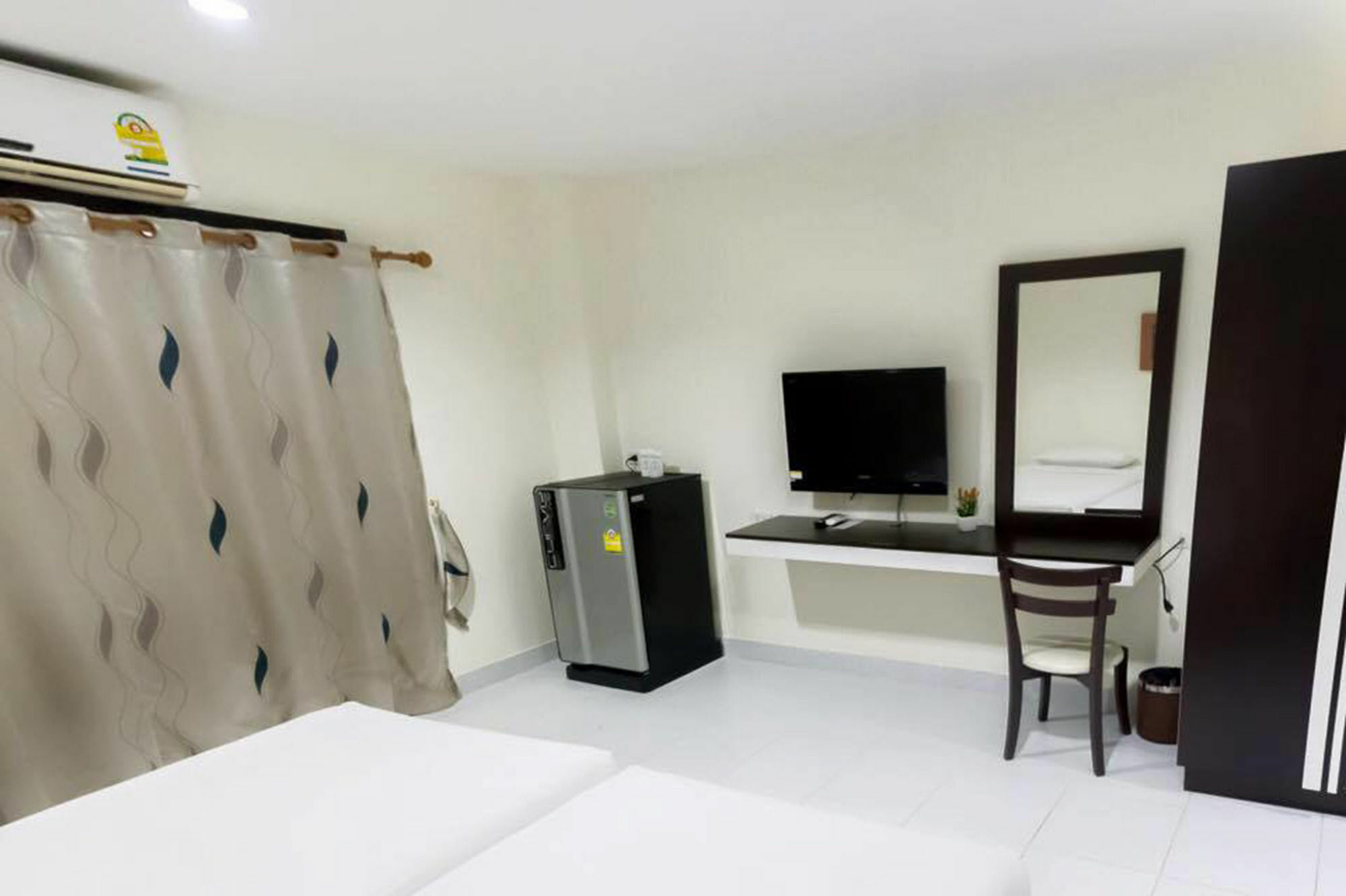 Star 3 Hotel And Residence Rayong Esterno foto