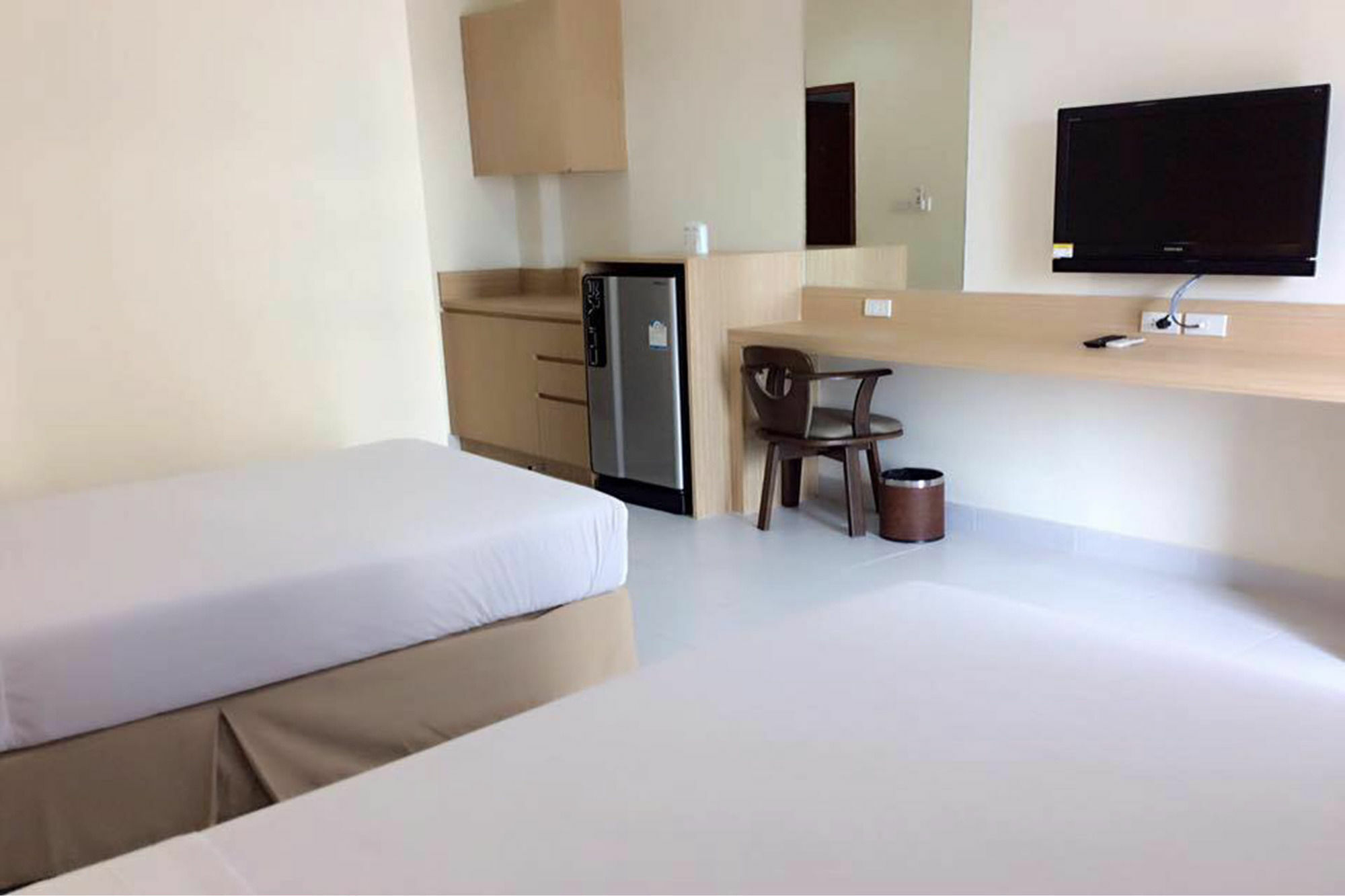 Star 3 Hotel And Residence Rayong Esterno foto