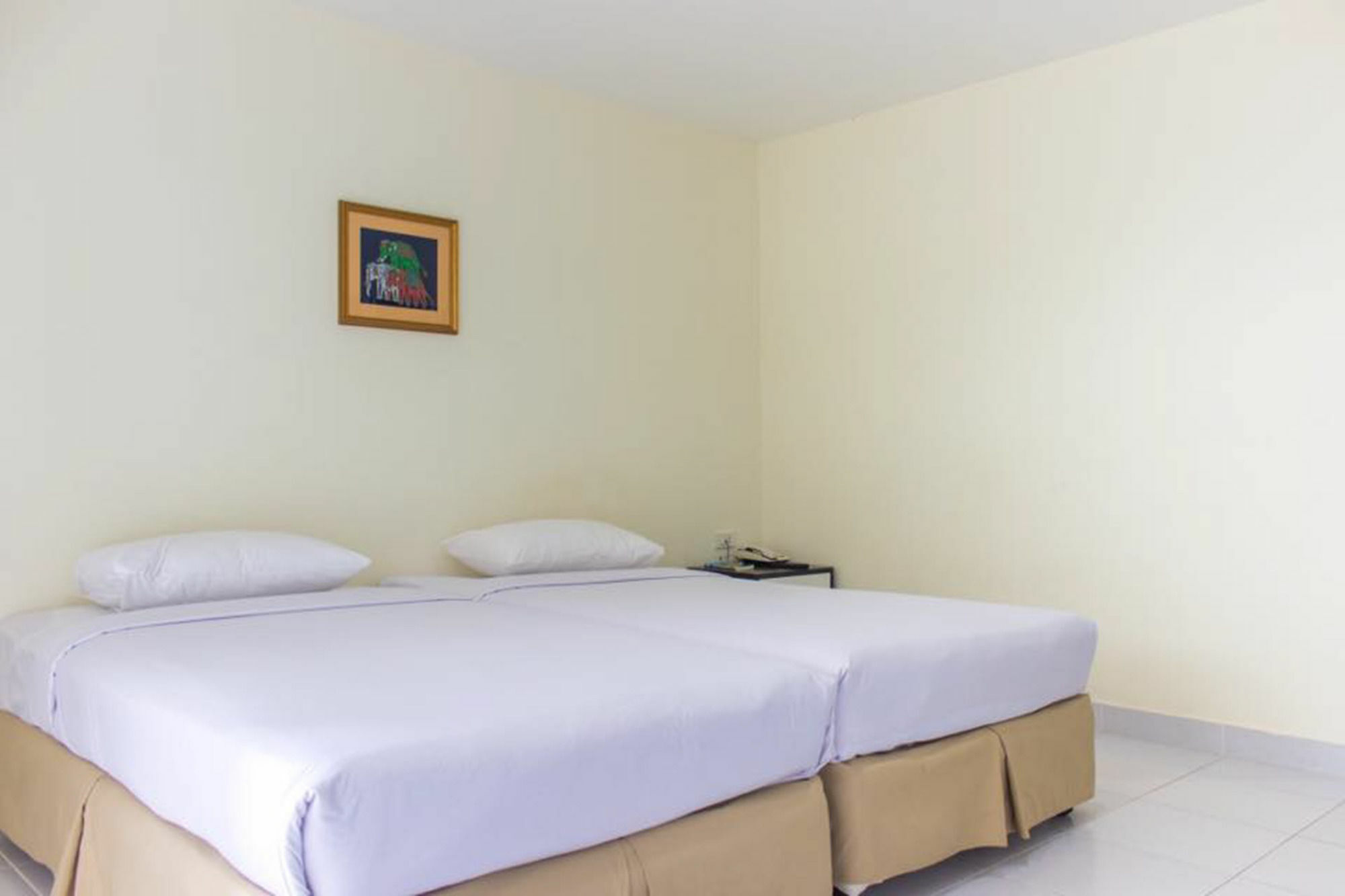 Star 3 Hotel And Residence Rayong Esterno foto